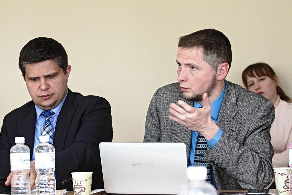 «Надiя» з України, «Надежда» з Росії і «Speranta» з Молдови зустрілись за круглим столом кафедри журналістики