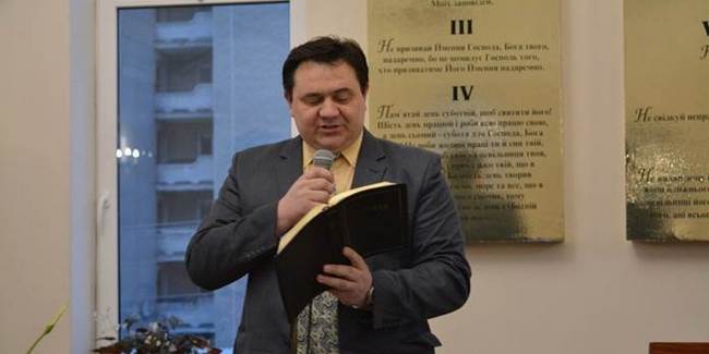 Духовні роздуми поєднувались з темами про здоров’я та сімейні цінності на адвентистській програмі в Тернополі