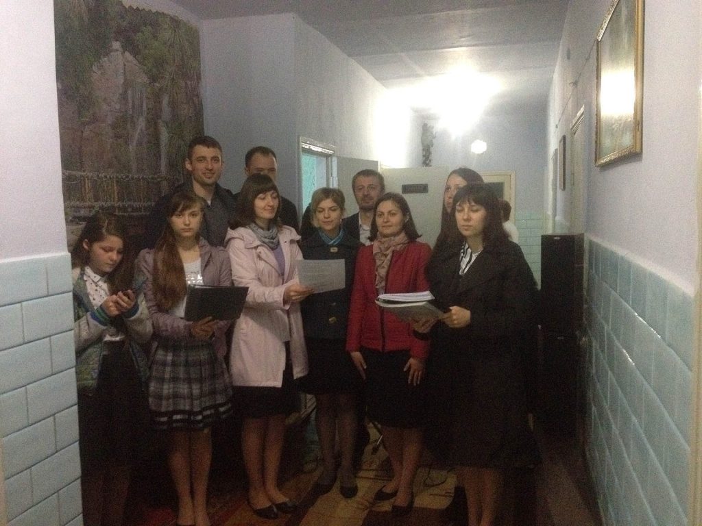 На Вінниччині адвентисти відвідали будинок престарілих з пасхальною програмою і матеріальною допомогою