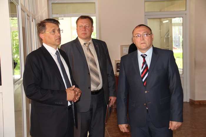 Голова Вінницької ОДА відвідав молитовний дім та навчально-виховний комплекс адвентистів сьомого дня