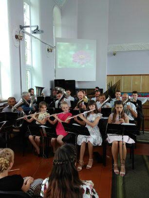 Семеро осіб охрестилися в адвентистській церкві міста Бердичева 