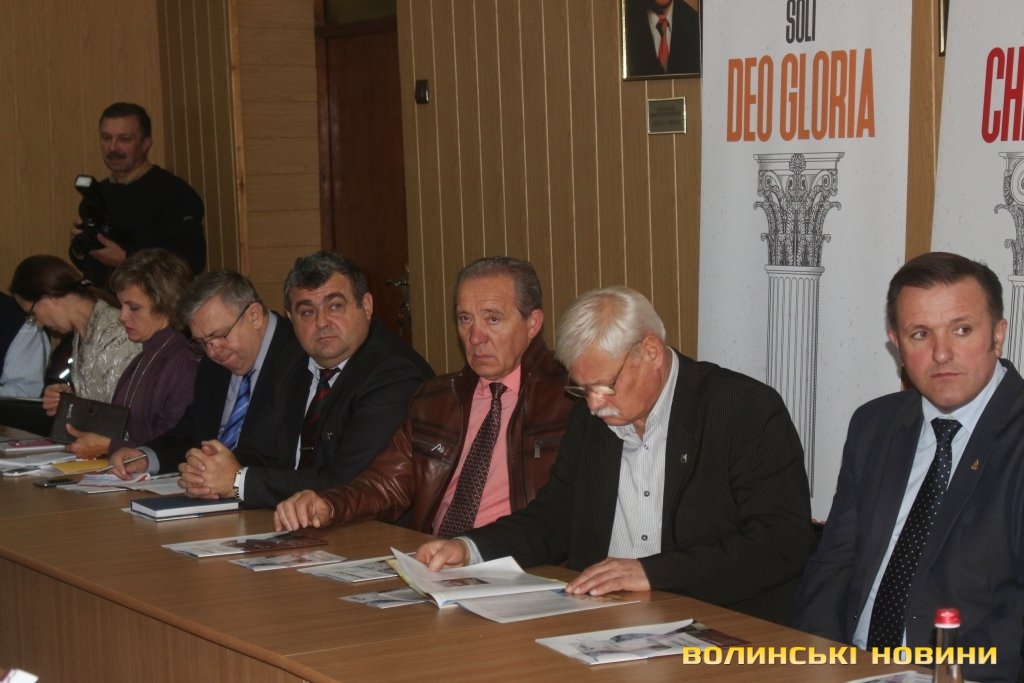 Волинь як ворота для ідей протестантизму: у Луцьку відкрили конференцію до ювілею Реформації (ФОТО)