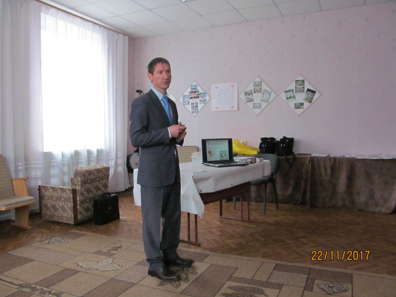 За короткий термін літературні євангелісти розповсюдили книг більше ніж на 2 000 гривень
