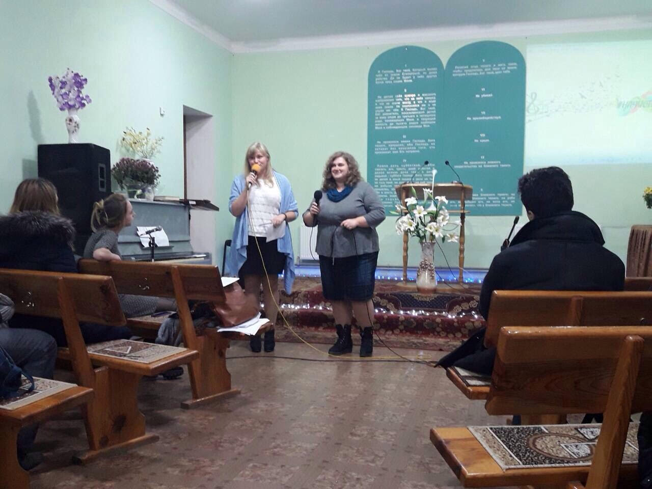 Истории христианских музыкальных гимнов обсуждала молодежь в Харькове