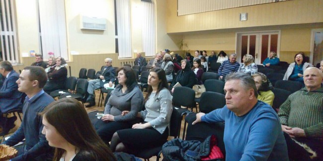 Відвідувачі лекцій з вивчення Біблії на Закарпатті дізналися про майбутнє людства