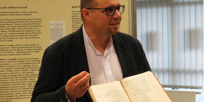 Адвентистский пастор стал автором «Самой важной книги в библейских исследованиях 2017 года» в Польше