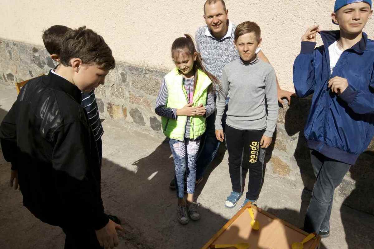 Квест провели для учеников каникулярной школы в Первомайске
