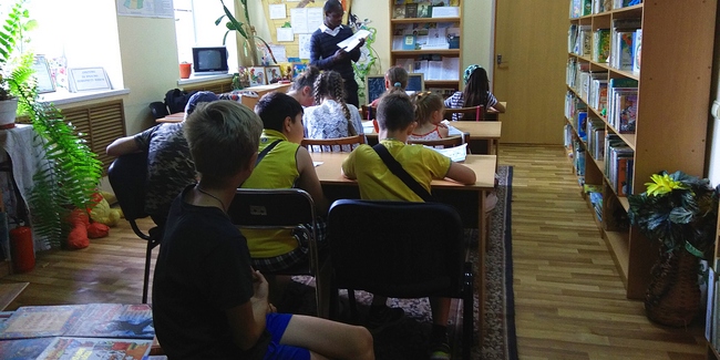 У Гоголеві діти зустрілися з уродженцем Камеруну