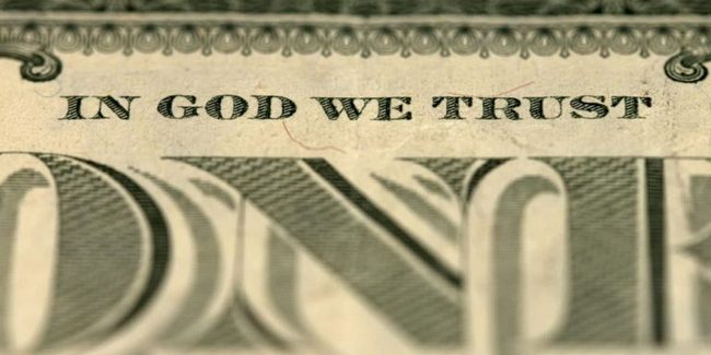 Сатанист, который требовал убрать с доллара фразу «In God we trust», проиграл судебный иск