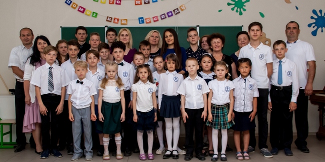 Останній дзвоник у християнській «Школі майбутнього» (м. Одеса)