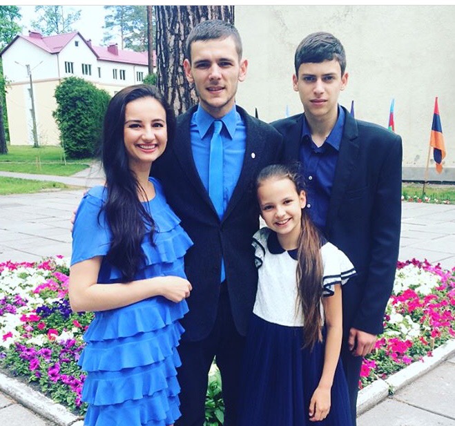 Я довгий час боровся з Богом, та Він переміг