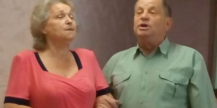 У нас в доме всегда пили чай, рассказывали о себе, женились, выходили замуж, радовались, плакали