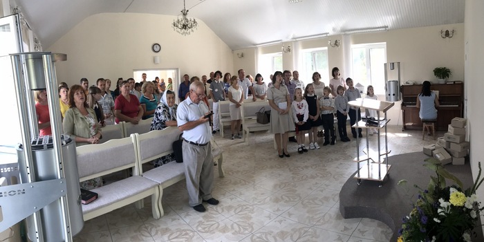 У Гоголеві діти селища отримали шкільні приналежності у подарунок