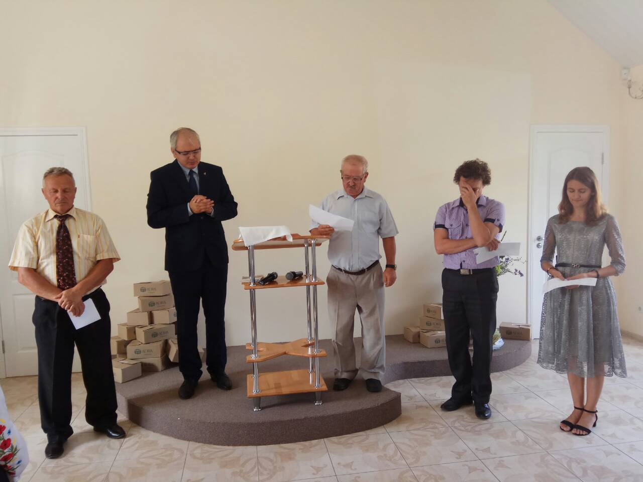 У Гоголеві діти селища отримали шкільні приналежності у подарунок