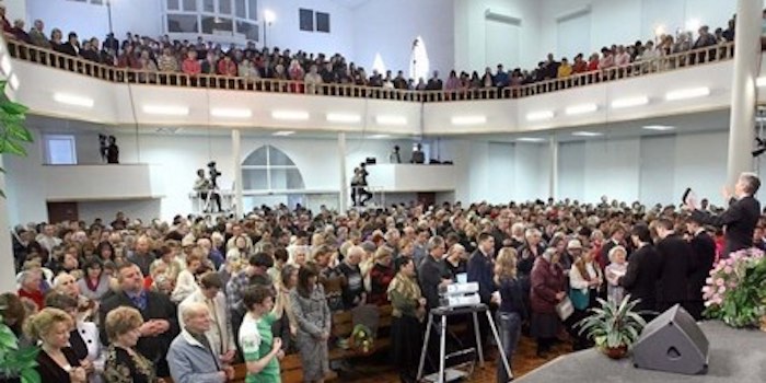 Адвентистська церква як інститут громадянського суспільства: до питання формування релігійної толерантності