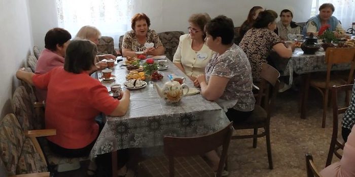 Адвентисты Пятихаток проводят встречи для женщин города
