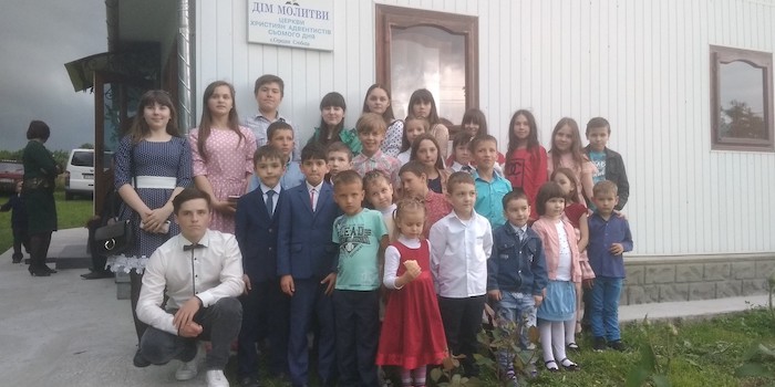 На Чернівечинні Адвентисти відсвяткували День захисту дітей