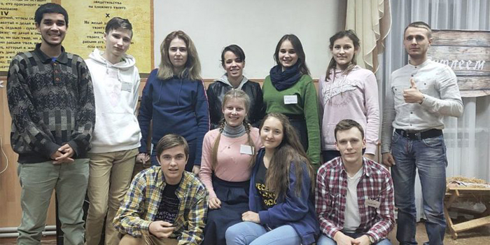 Студенты УГИ провели каникулярную школу в Покровске