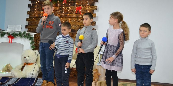 В Белгороде-Днестровском провели богослужение с участием детей с инвалидностью