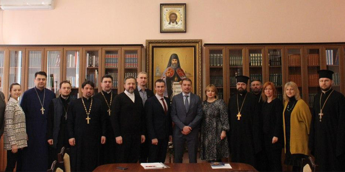 Розроблено уніфіковану програму підготовки помічників капеланів для потреб охорони здоров’я