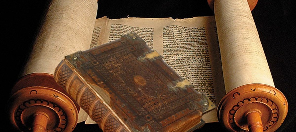 http://www.asd.in.ua/uploads/2021/09/2-svitok-biblii.jpg