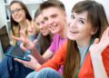 Доступны два варианта утренних чтений для подростков