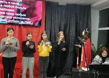 В г. Херсоне прошел христианский подростковый лагерь
